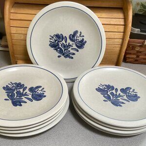 Vintage Pfaltzgraff Yorktowne 9 7/8” Dinner Plates Set of 4